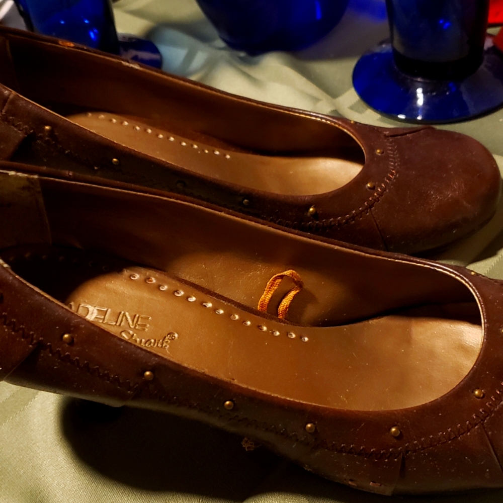 Beautiful Brown block high heel shoes